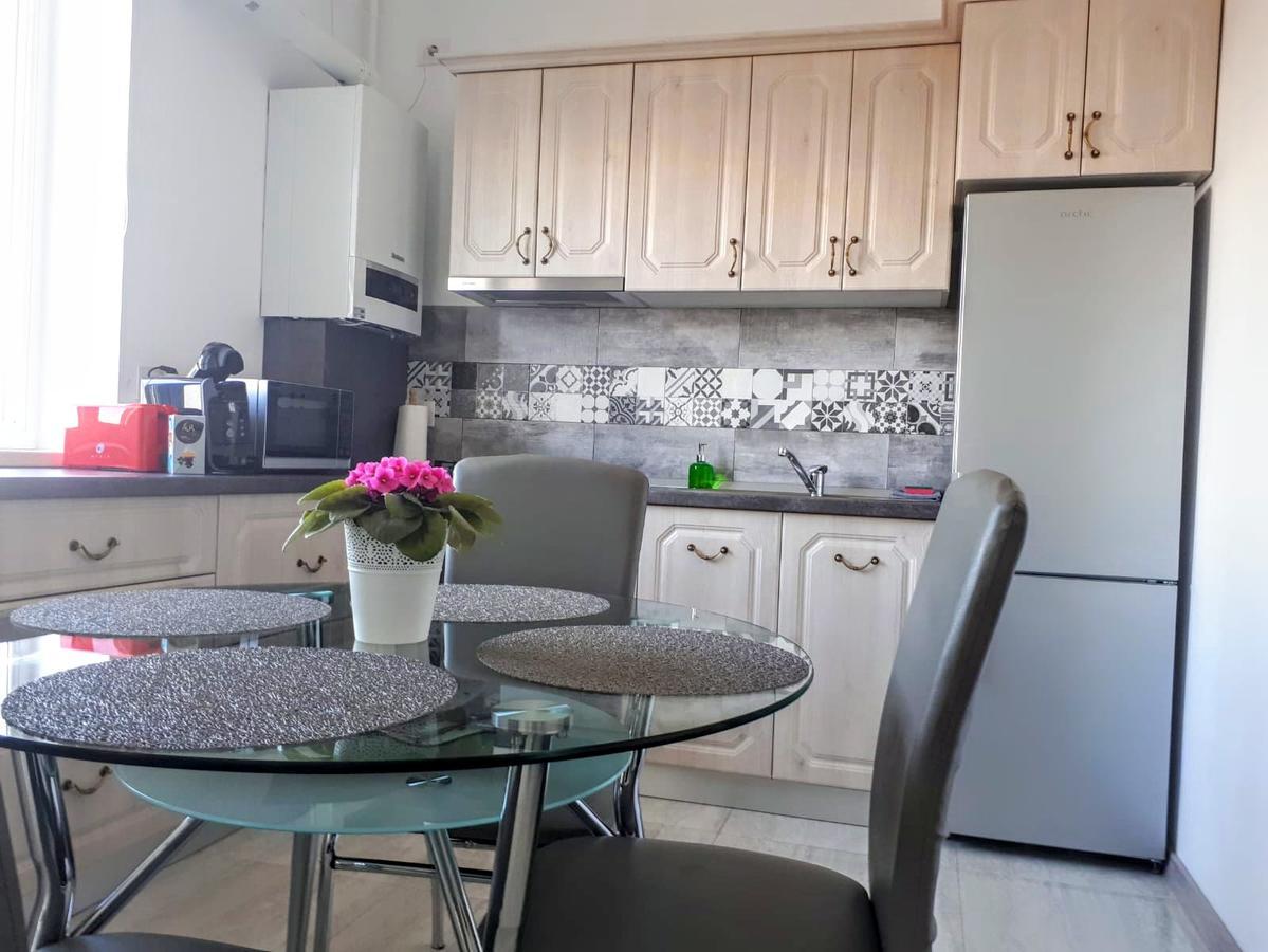 Highsky Oradea Apartments Eksteriør bilde